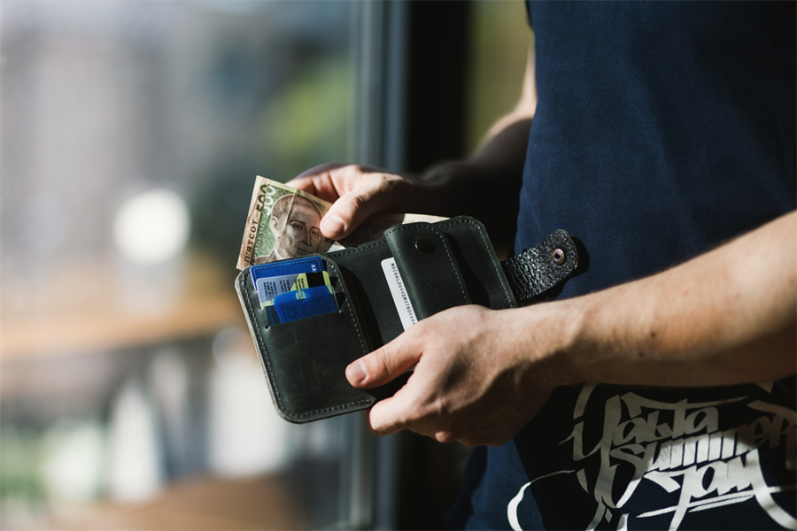 4 Things To Get Your Customers To Pay Their Dental Bills